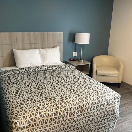 Woodspring Suites Charlotte Airport מראה חיצוני תמונה