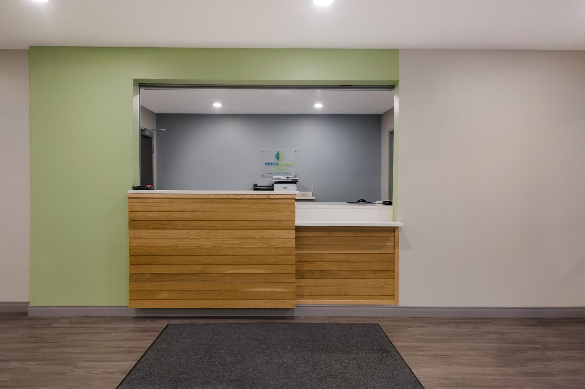 Woodspring Suites Charlotte Airport מראה חיצוני תמונה